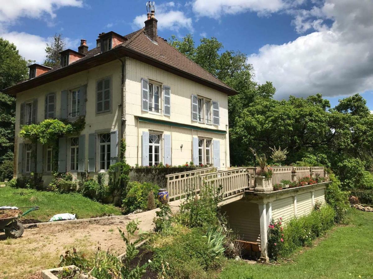 Chambres D'Hotes Le Petit Roche Arc-et-Senans Kültér fotó