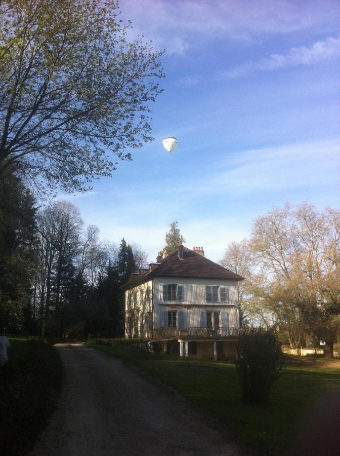 Chambres D'Hotes Le Petit Roche Arc-et-Senans Kültér fotó